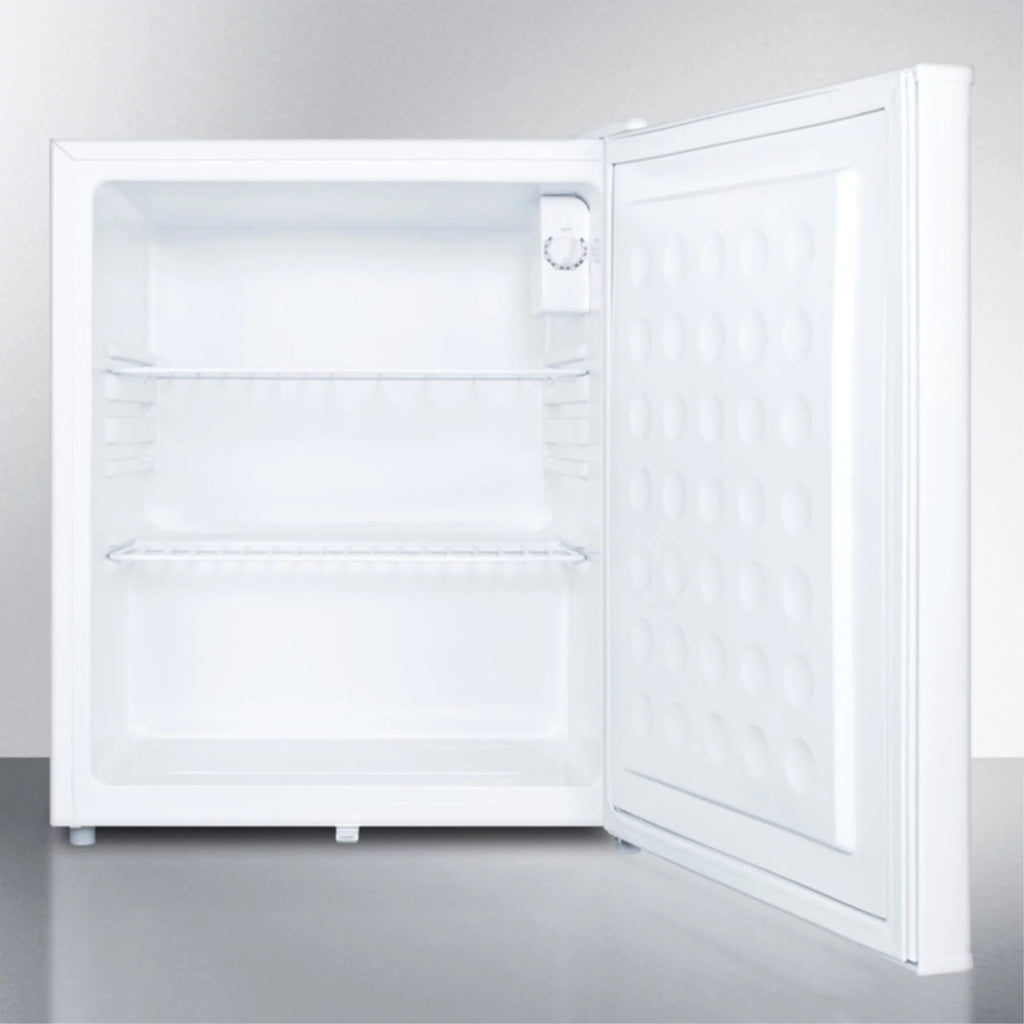 Compact All-Refrigerator with Automatic Defrost and Lock C3016