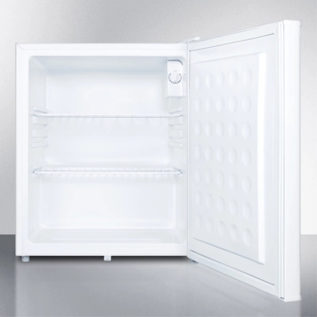 Compact All-Refrigerator with Automatic Defrost and Lock C3016