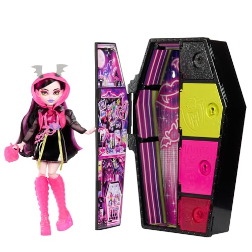 Toralei Stripe Doll & Accessories with 19+ Surprises D97673