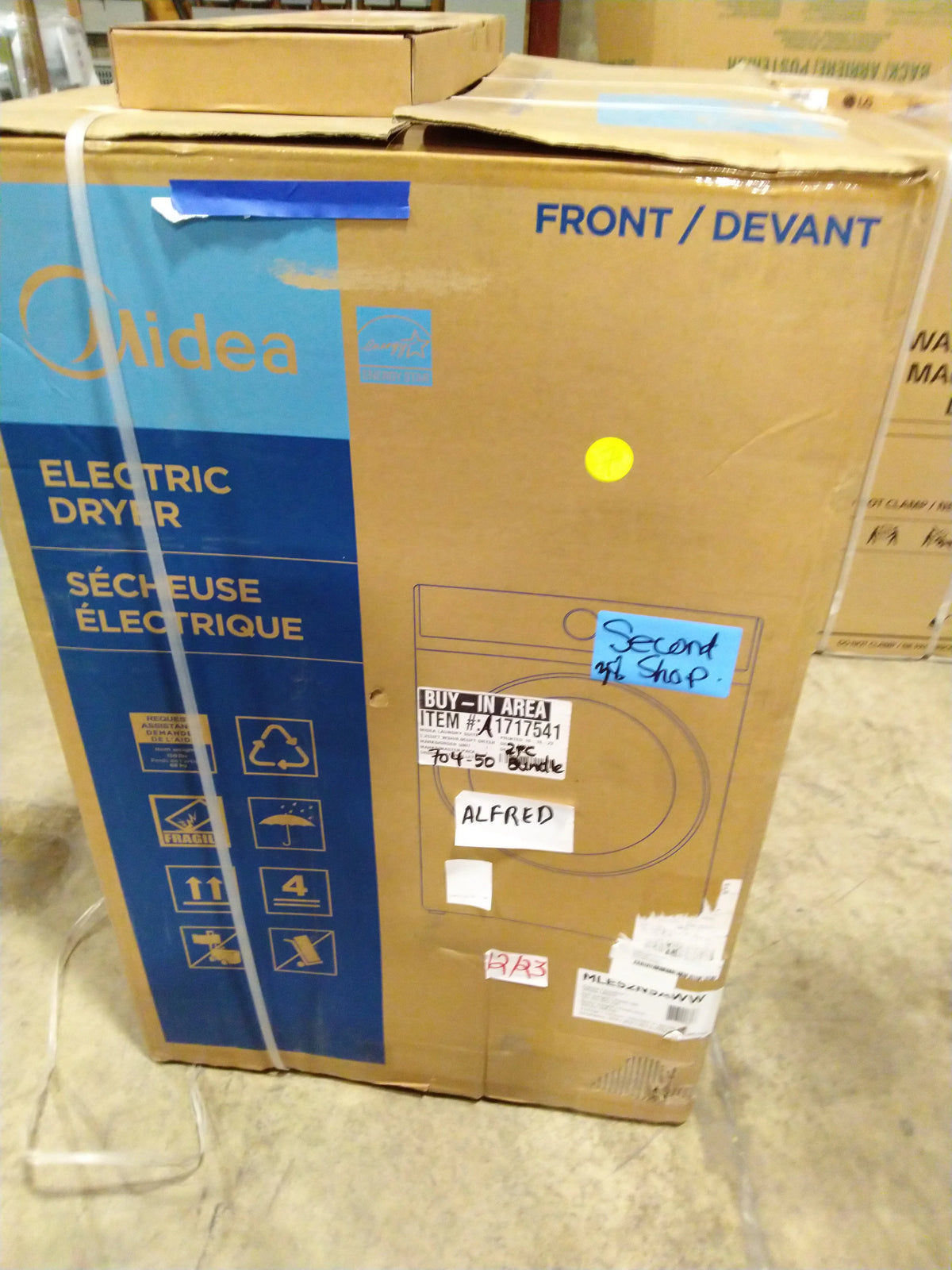 5.2 cu ft Front Washer and 8.0 cu ft Electric Dryer B5868