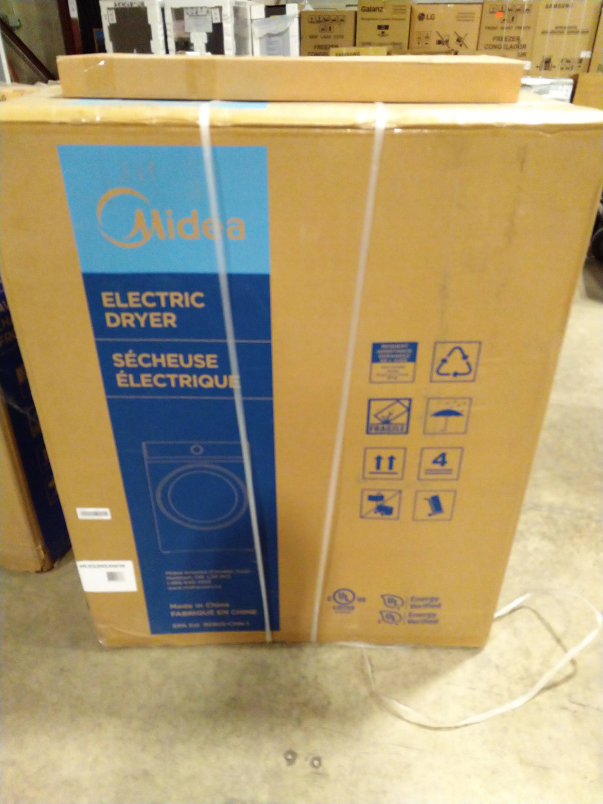 5.2 cu ft Front Washer and 8.0 cu ft Electric Dryer B5868