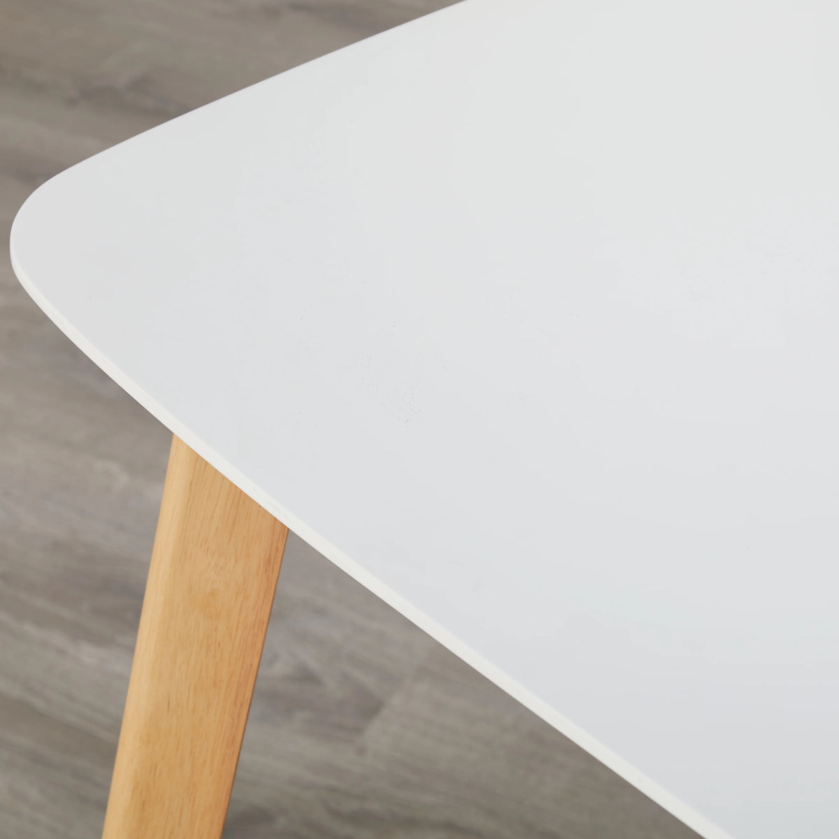 White/Natural Dining Table N8380