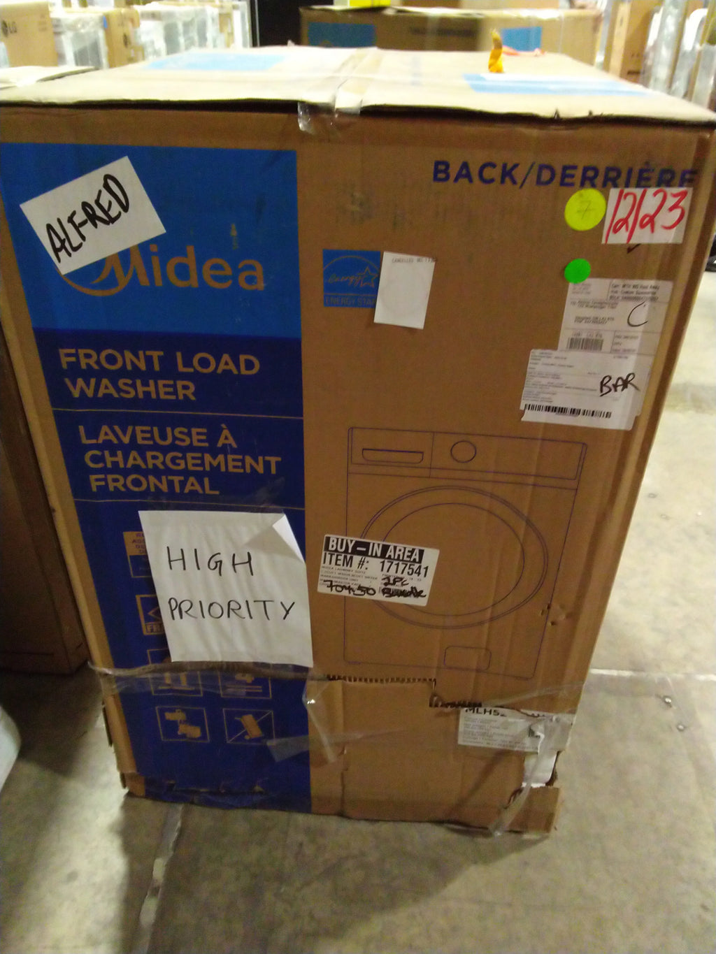 5.2 cu ft Front Washer and 8.0 cu ft Electric Dryer B5868