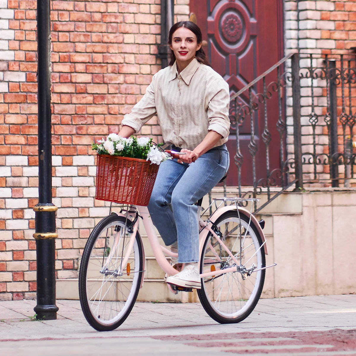 26 Inch Pink Cruiser Bicycle with Basket Rack A591