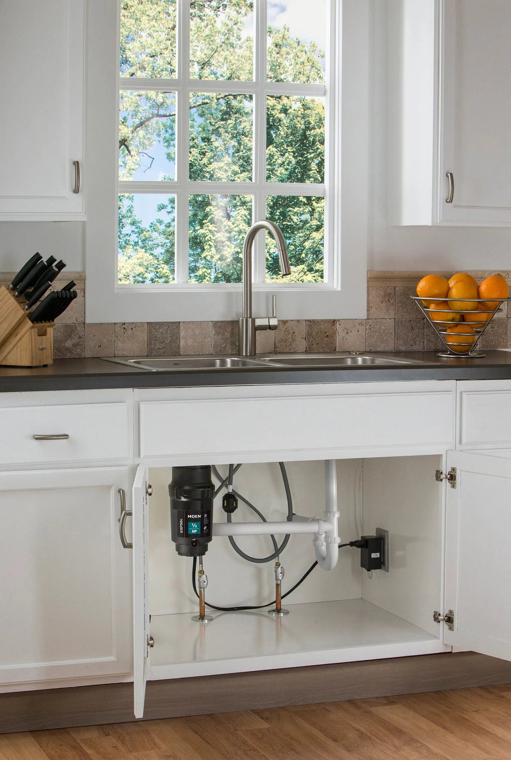 1/2 HP Continuous Feed Garbage Disposal Z864811