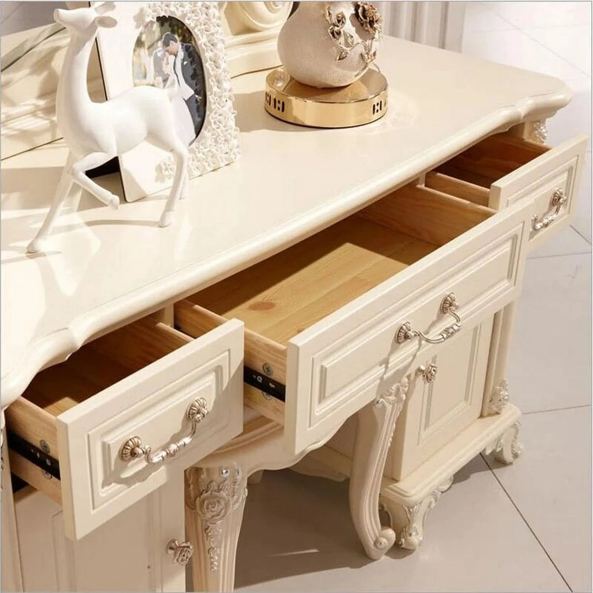 White French Dressing Table Q2127