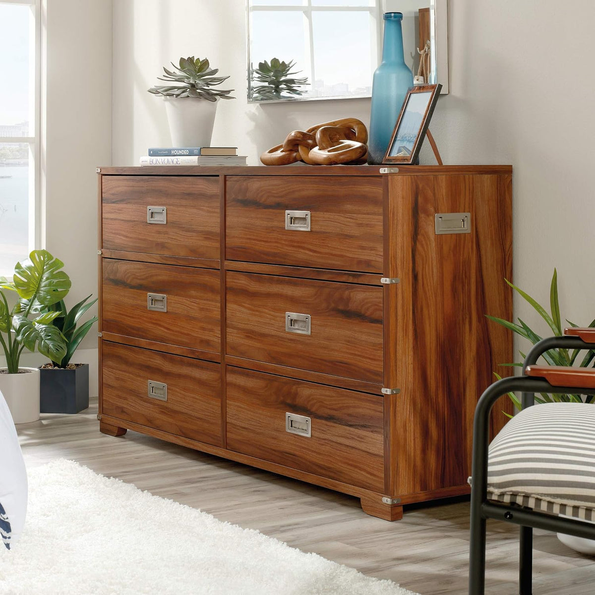 Dresser Q4898