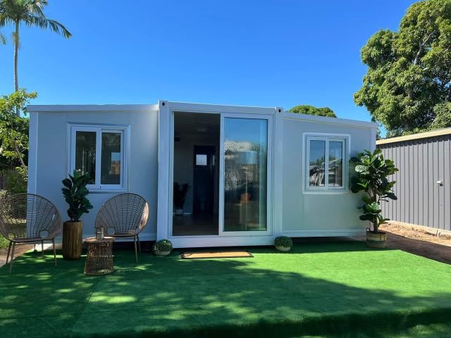 Wooden 20x20ft Expandable Container House O8814