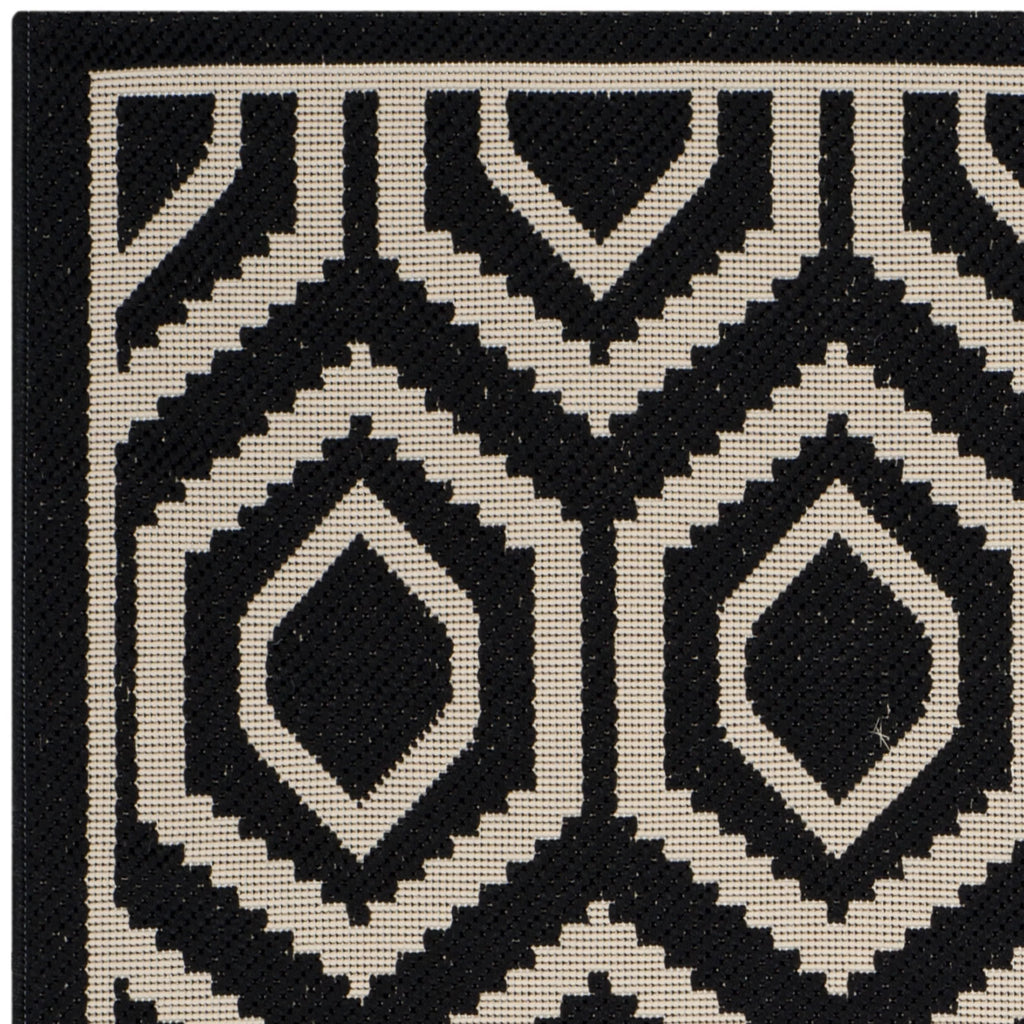 Black Beige Geometric Indoor/Outdoor Area Rug T963189