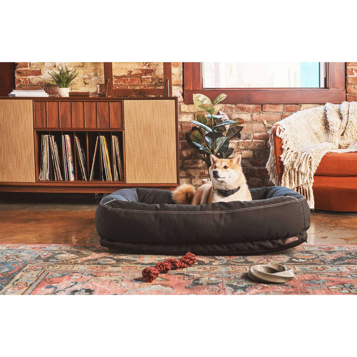 Indoor/Outdoor Dog Bed K64552