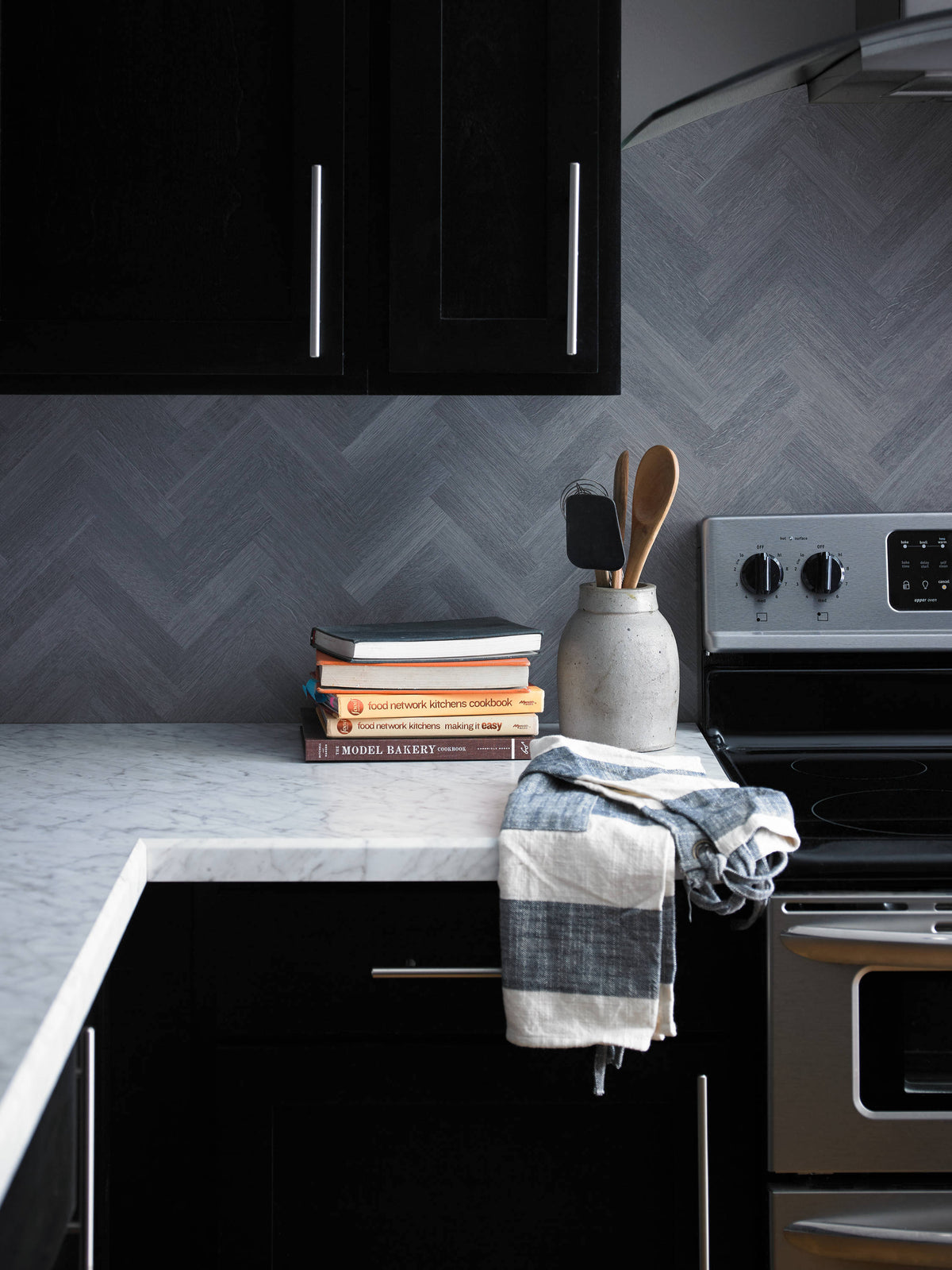 Silver Oak Herringbone Matte Laminate Sheet T102