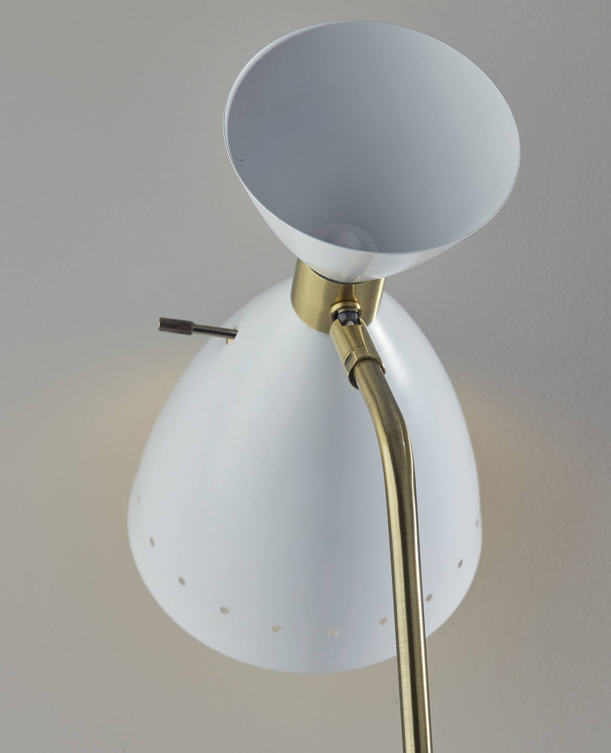 White Desk Lamp Q78382