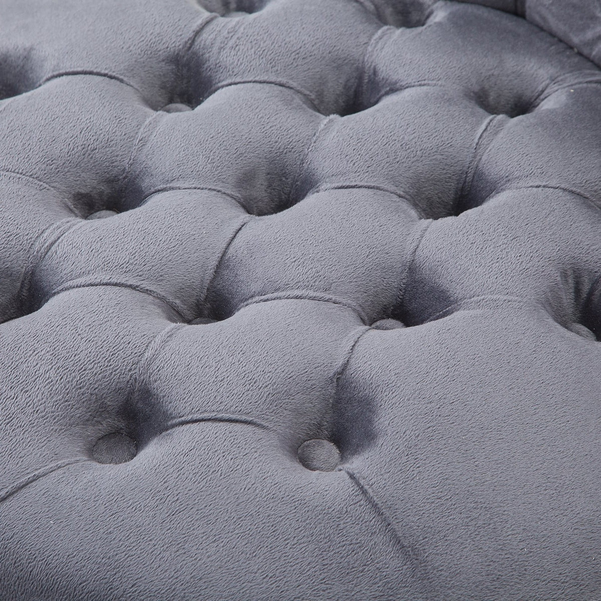 Gray Tufted Velvet Accent Chair K546