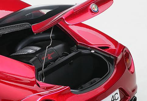 Red 1/18 Scale Diecast Model F79906