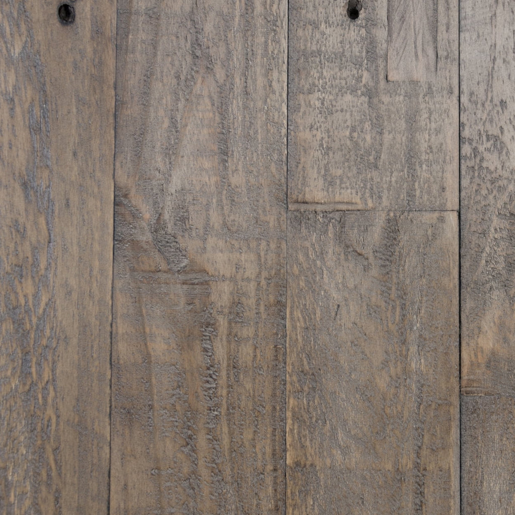 Reclaimed Wood End Table Q5615